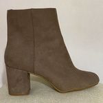 Old Navy Boots Women's Size 10 Grey Suede Leather Pointed Ankle Boots like new one worn Photo 0