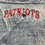 NFL New England Patriots shirt size medium Photo 1