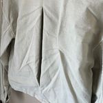 Paige  Connor cropped shacket pale olive Photo 9