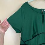 Eshakti  Custom Green with Black Trim Short Sleeve Knee Length Dress Large Photo 1