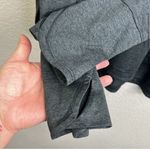 Athleta  Uptempo Flora Long Sleeve Crewneck Top Size Womens Medium B18 Photo 5