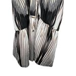 Beach Bunny  Shorts Romper Photo 5