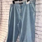 EXPRESS  NWT Women’s Cropped‎ Wide Leg Super High Rise Jeans Size 18 Photo 2