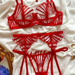 Womens Mesh Three Photo 0