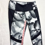 CALIA by Carrie‎ Underwood Monochrome Floral Leggings with mesh Size S Black Photo 9
