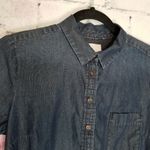 Anthropologie  POSTMARK DENIM DITSY MICRO LORAL TRIM LONG LINE BUTTON DOWN TOP Photo 4