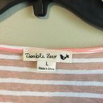 Double Zero  large long sleeved top Photo 3