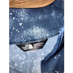 The North Face  Women's Large Dri-fit Pullover 1/4 Zip Snow Print EUC Photo 2