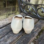 Lucky Brand  cream heels with some shimmer size 6 Photo 4