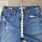 Levi's Levi’s Wedgie Raw Edge Hem Button Fly Jeans Size 26 medium dark wash Photo 2