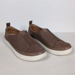 Vionic  Taupe Zinah Slip-On Sneaker Nubuck Leather Casual Comfort Women's 8.5 Photo 1