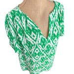 Collective Concepts ‎ green and white blouse medium Photo 2