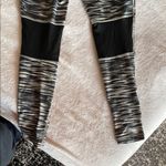 Nike Black and White Patterned Leggings Large Photo 7