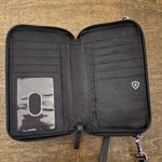 Vera Bradley Crossboy Photo 2