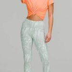 Lululemon Swift Speed High-Rise Crop 21 Reverberate Chevron Jacquard Silver Blue White Photo 8