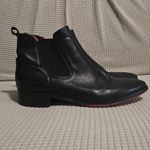 Red and Black Leather Boots with Elastic giordana f Size 9 Photo 2