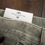 ZARA Light Gray Acid Wash Distressed Jeans Sz 42 Photo 3