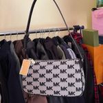 Michael Kors  y2k nylon leather strap shoulder bag in black monogram jet set Photo 0
