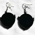 The Pulp Girls β
NWT Custom made Halloween Sparkling Bat Earrings - Orange/Black β
Photo 3