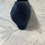 Vaneli Suede Chain Photo 4