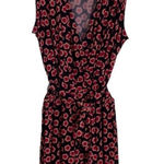 Leota ‎ Sleeveless V Neck Romper Tie Waist Navy Floral 2L (2X) Photo 0
