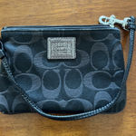 Coach  Poppy Wristlet Signature Black‎ Art Wallet Excellent Condition Brown Logo Photo 0