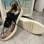 Naturalizer  Hadley Alabaster Snake Print Women's Shoes Size 9.5 Sneaker Photo 5