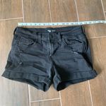 Old Navy  Boyfriend Mid Rise Distressed Shorts sz 4 Photo 3