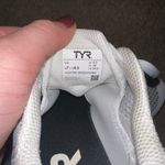 TYR Women's White Mesh Athletic Shoes Size 8.5 Photo 4