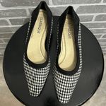 New | Classique | Houndstooth Heels | Women’s Size 7M | Black Trim Photo 3