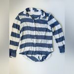 BeachLunchLounge Cute Beachy striped button down Photo 2