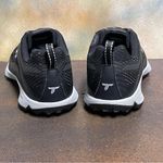 Columbia  Titanium Women’s Black Hiking Shoes Size 9M Photo 5