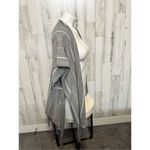 Francesca’s gray cardigan Gray Size undefined Photo 2