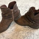 Maurice's Maurice’s side zip ankle boot Photo 0