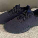 Allbirds wool runners Size 7 Photo 1