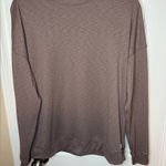 Vuori Top Womens Small Sunrise Crew Long Sleeve Pullover Mauve Photo 0