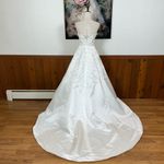 Gloria Vanderbilt Beautiful Vintage 90s  Embroidered Satin Wedding Gown & Veil! Photo 9