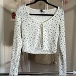 H&M ୨୧ ・゚✧ Tie-Front Cardigan Floral Photo 1