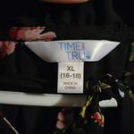 Floral flowy top on black background Pink Size XL Photo 3