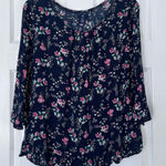 Gap  Navy Floral top boho flowy round neck S Photo 0