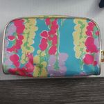 Lilly Pulitzer for Estee Lauder Floral Cosmetic Makeup Bag Case Weekend Travel Photo 1
