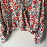 Billabong  Floral Long Sleeve Cropped Boho‎ Blouse Elastic Hem Size M Photo 4