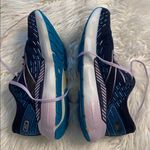 Brooks Women's Glycerin 20 - Dark Blue and Light Purple size 8.5 good condition Photo 4