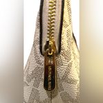 Michael Kors Jet Set Makeup Bag Photo 2