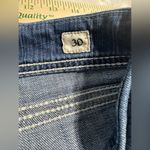 Buckle BKE Harper Jeans Women's 30 Blue Denim Capri Stretch Distressed Faded Photo 2