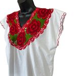 Handmade Traditional Mexican Embroidered Red Roses Tunic Photo 2