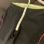 New Balance  Yoga pants capri ,size small , black Photo 3