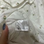 ✨ Meadows Blossom Top w/ Daisy Embroidery – Size 8 Dainty Romantic✨ White Photo 5