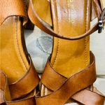 Sophia Milano Brown Italian Leather SZ39 US 8.5 Wooden Block Heel Sandals Photo 4