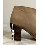 Restricted Fall Booties. Victorian Gothic Chic Tan Women’s 7.5 Photo 7